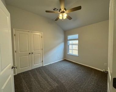 9737 Sw 23rd Street - Photo Thumbnail 8