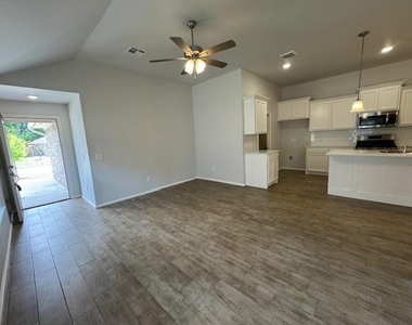 9737 Sw 23rd Street - Photo Thumbnail 2