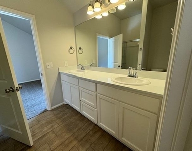 9737 Sw 23rd Street - Photo Thumbnail 22