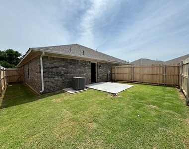 9737 Sw 23rd Street - Photo Thumbnail 25