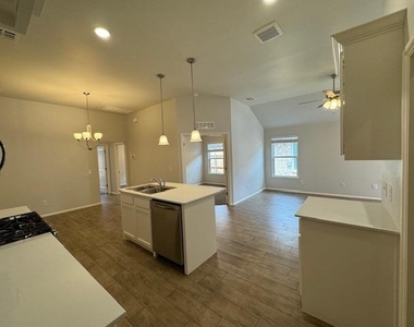 9737 Sw 23rd Street - Photo Thumbnail 4
