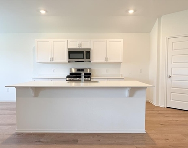 16309 Harvester Drive - Photo Thumbnail 6