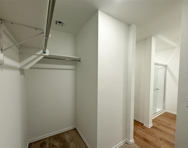 16309 Harvester Drive - Photo Thumbnail 16