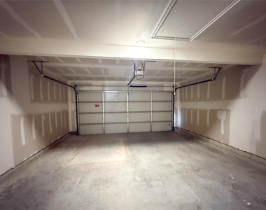 16309 Harvester Drive - Photo Thumbnail 28