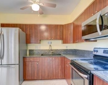 511 Minnesota Street - Photo Thumbnail 13