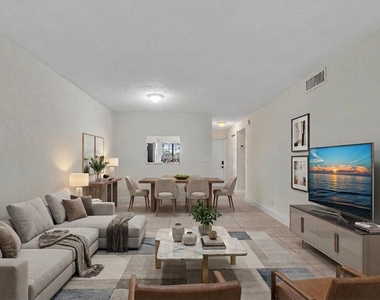 2510 Riverside Drive - Photo Thumbnail 2