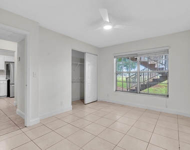 2510 Riverside Drive - Photo Thumbnail 26