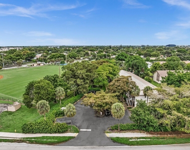 2510 Riverside Drive - Photo Thumbnail 42