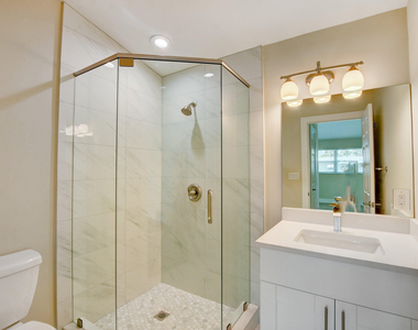 9188 Birmingham Drive - Photo Thumbnail 11