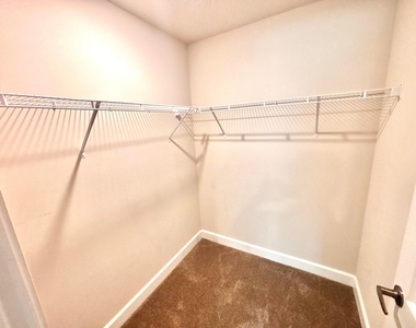 1399 Sw Edinburgh Drive - Photo Thumbnail 12