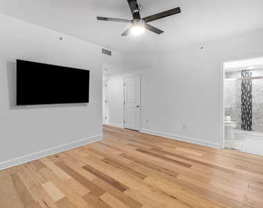 309 E Ocean Avenue - Photo Thumbnail 27