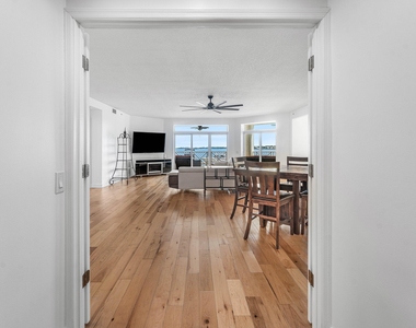 309 E Ocean Avenue - Photo Thumbnail 29