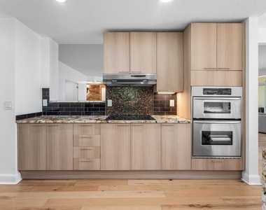 309 E Ocean Avenue - Photo Thumbnail 14
