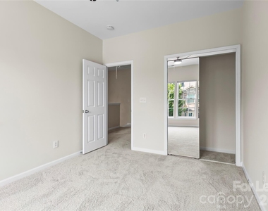 417 Armour Street - Photo Thumbnail 26