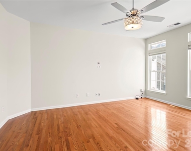 417 Armour Street - Photo Thumbnail 16