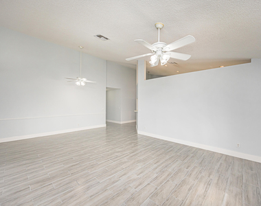 5148 Rosen Boulevard - Photo Thumbnail 42