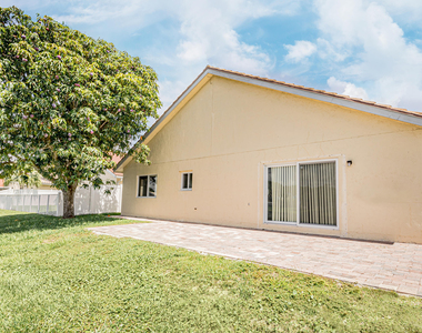 5148 Rosen Boulevard - Photo Thumbnail 35