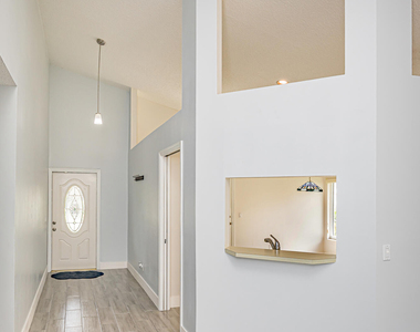 5148 Rosen Boulevard - Photo Thumbnail 46