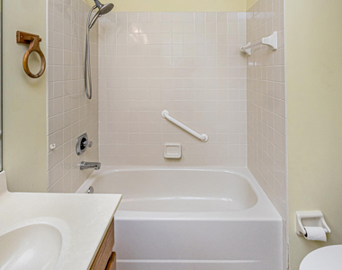 5148 Rosen Boulevard - Photo Thumbnail 33