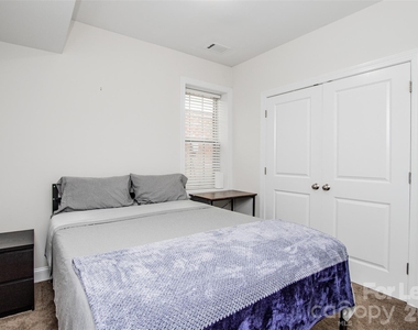 315 Woodvale Place - Photo Thumbnail 23