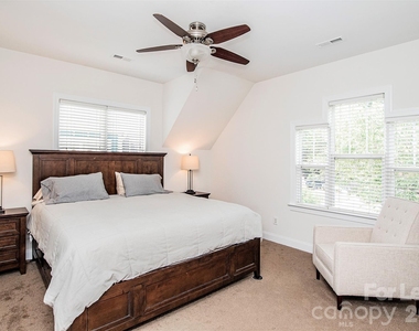 315 Woodvale Place - Photo Thumbnail 19