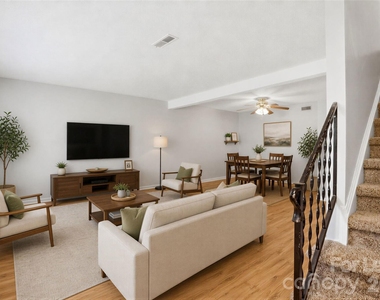 8846 Hunter Ridge Drive - Photo Thumbnail 2