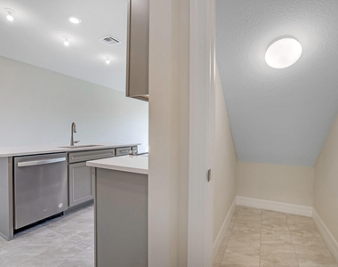 8656 Escue Street - Photo Thumbnail 10