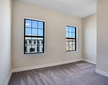 8656 Escue Street - Photo Thumbnail 12