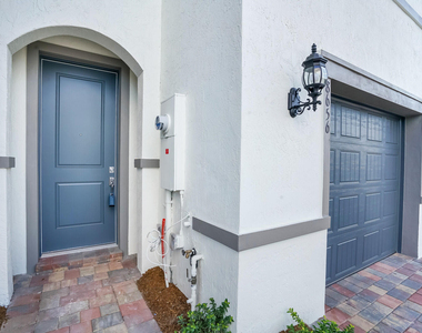 8656 Escue Street - Photo Thumbnail 25