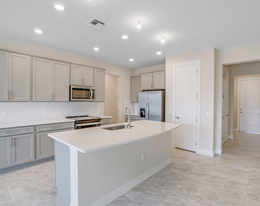 8656 Escue Street - Photo Thumbnail 3