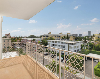 354 Chilean Avenue - Photo Thumbnail 13