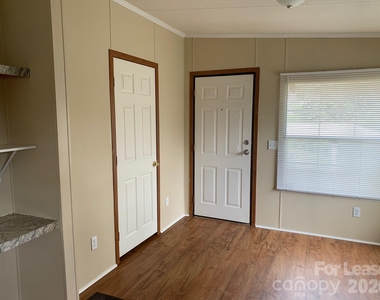 135 Langtree Road - Photo Thumbnail 9