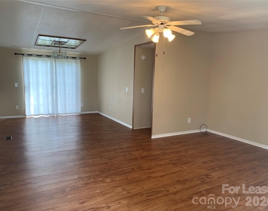 135 Langtree Road - Photo Thumbnail 3