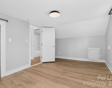 204 E Mcneely Avenue - Photo Thumbnail 22