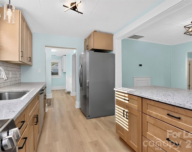 204 E Mcneely Avenue - Photo Thumbnail 15