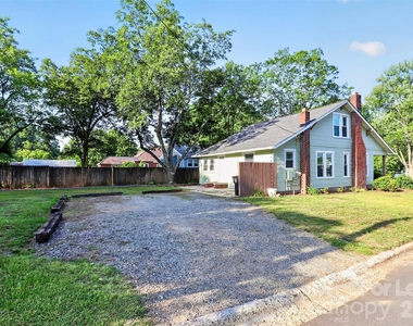 204 E Mcneely Avenue - Photo Thumbnail 28