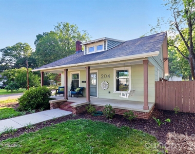 204 E Mcneely Avenue - Photo Thumbnail 38