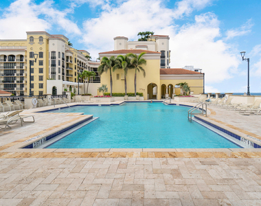 801 S Olive Avenue - Photo Thumbnail 22