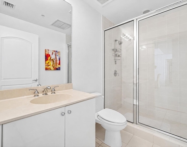 801 S Olive Avenue - Photo Thumbnail 16