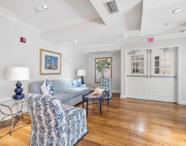 801 S Olive Avenue - Photo Thumbnail 28