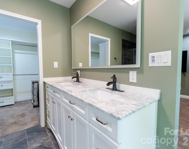 256 Greenbay Road - Photo Thumbnail 35