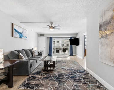 4511 S Ocean Boulevard - Photo Thumbnail 2