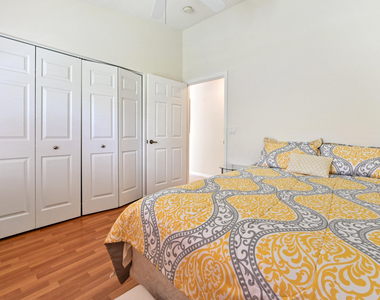 6077 Lake Hibiscus Drive - Photo Thumbnail 10