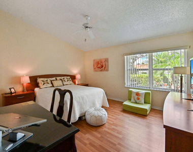 6077 Lake Hibiscus Drive - Photo Thumbnail 21
