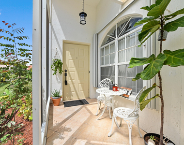 6077 Lake Hibiscus Drive - Photo Thumbnail 2