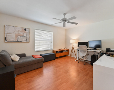 6077 Lake Hibiscus Drive - Photo Thumbnail 12