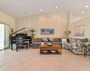 6077 Lake Hibiscus Drive - Photo Thumbnail 15