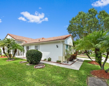 6077 Lake Hibiscus Drive - Photo Thumbnail 1