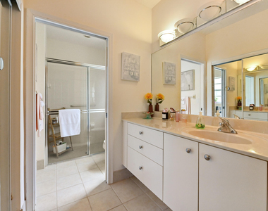 6077 Lake Hibiscus Drive - Photo Thumbnail 23