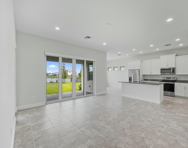 14964 Redcove Place - Photo Thumbnail 8